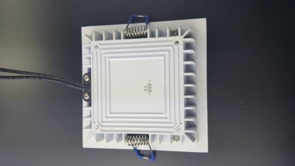 PLS11-110E "flaches" LED Panel mit Backlight Platine - 3000K - Eckig
